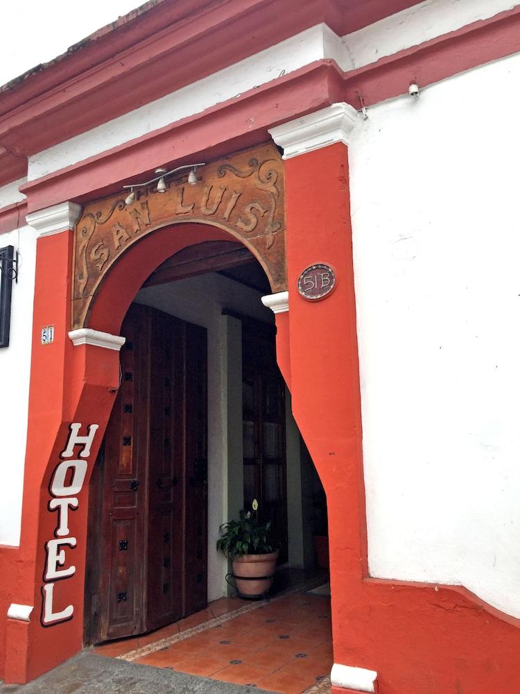 Hotel San Luis San Cristóbal de Las Casas Екстериор снимка