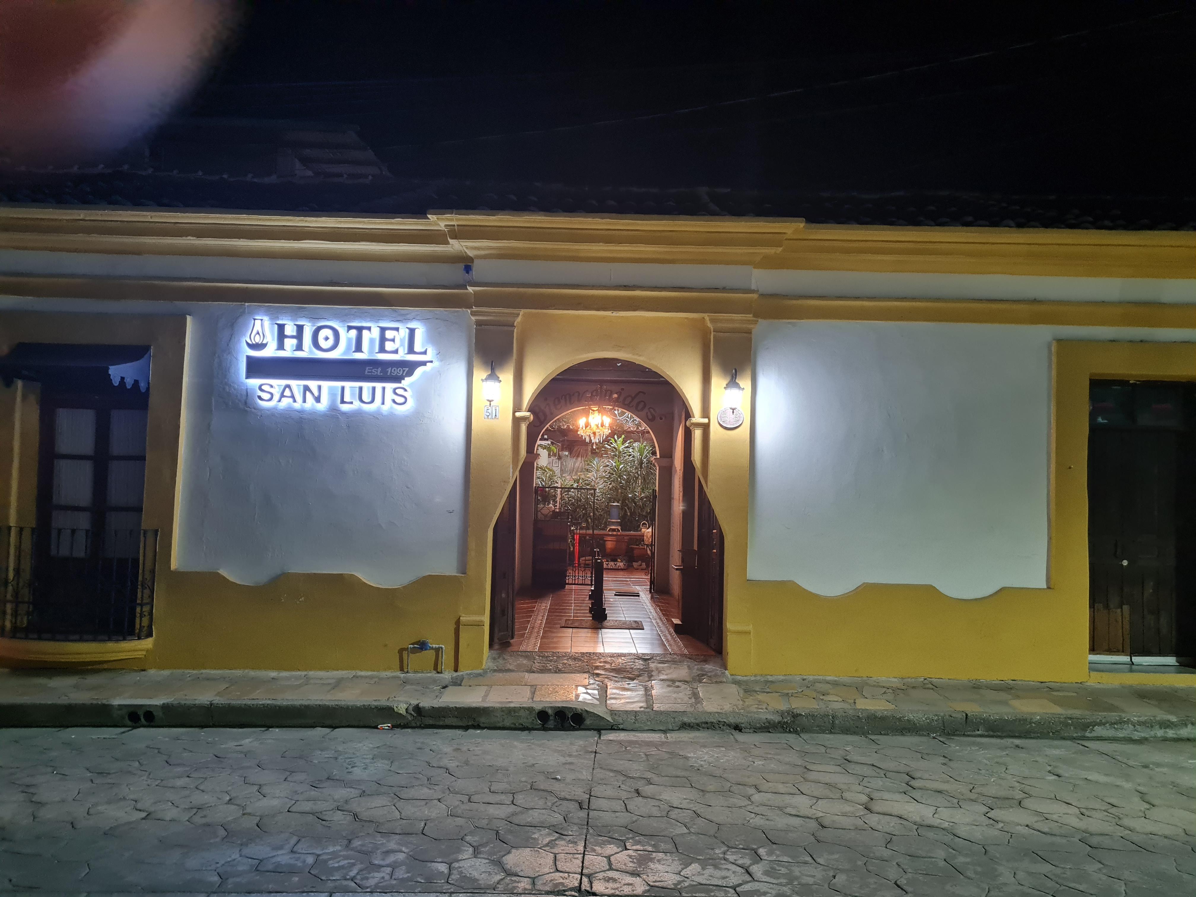 Hotel San Luis San Cristóbal de Las Casas Екстериор снимка