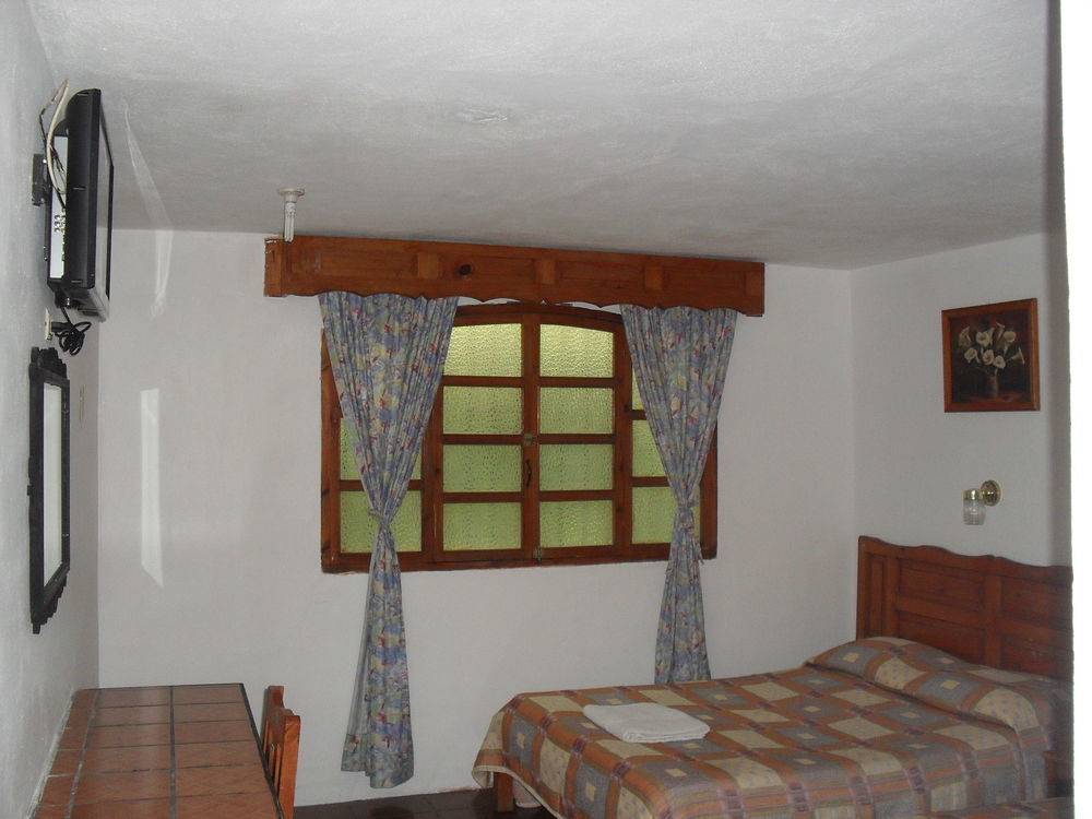 Hotel San Luis San Cristóbal de Las Casas Екстериор снимка